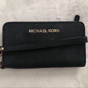 Michael Kors Wristlet